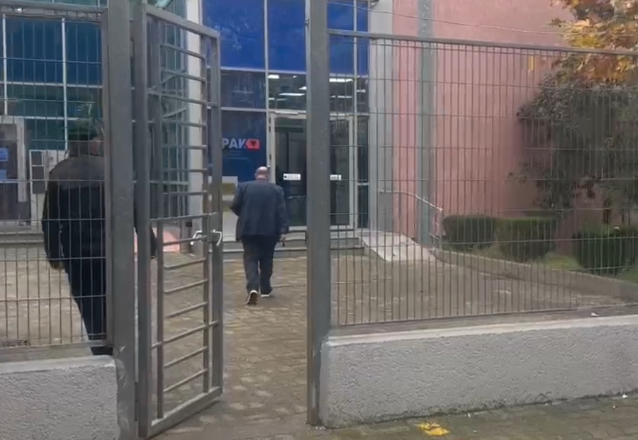 Ish-drejtori i P&euml;rgjithsh&euml;m i Burgjeve n&euml; SPAK