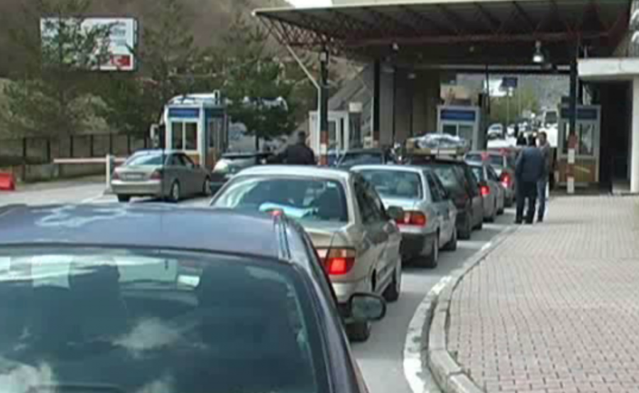 Festa e fundvitit, fluks l&euml;vizjesh n&euml; Kapshtic&euml;