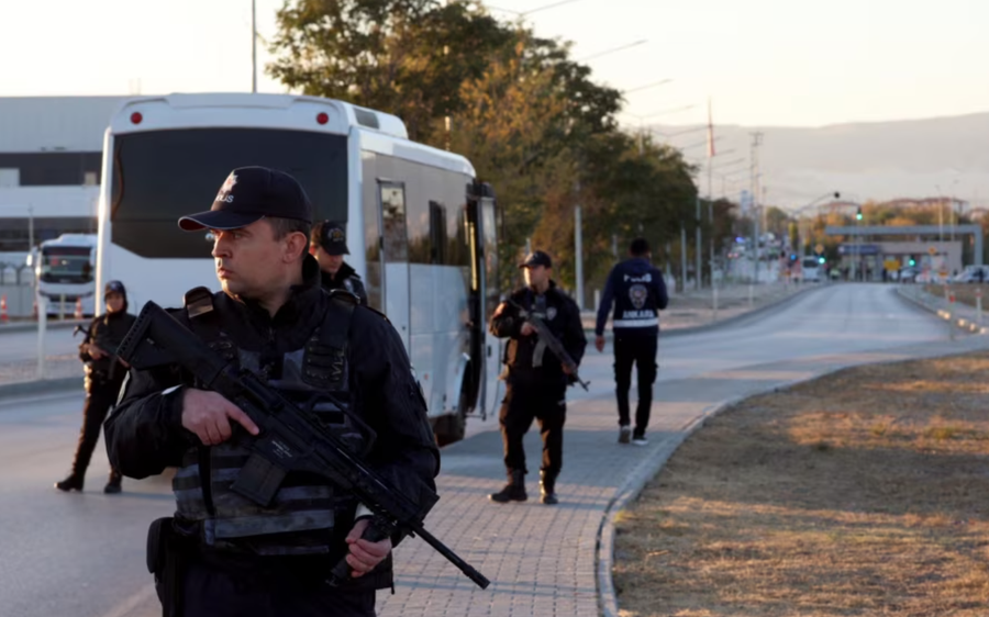 Turqia arreston 115 pjes&euml;tar&euml; t&euml; dyshuar t&euml; IS-it q&euml;