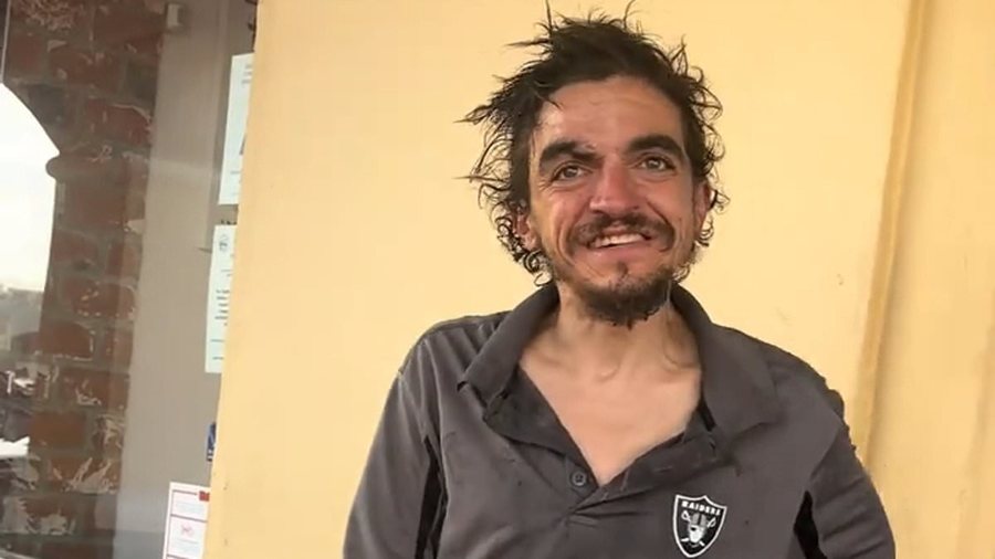 Transformimi i pabesuesh&euml;m i aktorit! Nga f&euml;mij&euml;ria si yll