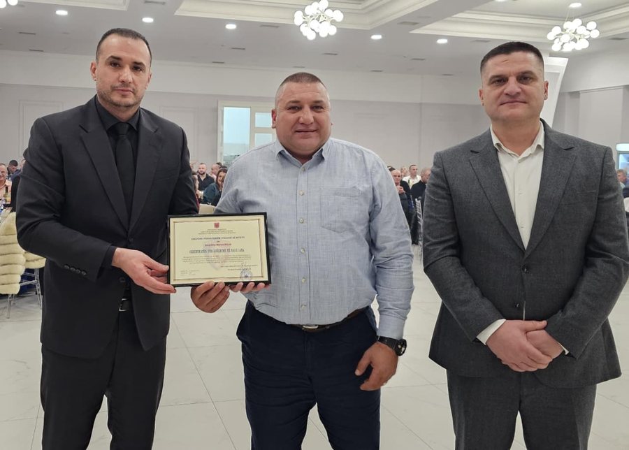 I shp&euml;toi jet&euml;n qytetarit pas shp&euml;rthimit t&euml; bomb&euml;s