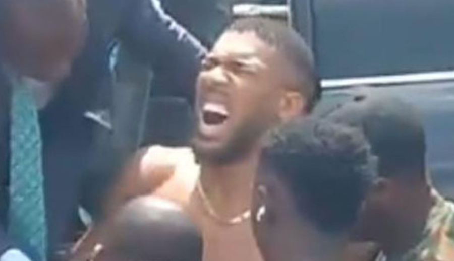 Shija e fitores zgjati pak, plagoset n&euml; aksident boksieri Anthony Joshua,