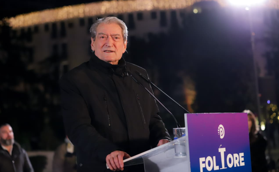 Berisha nga &lsquo;Foltorja&rsquo; para Kryeministris&euml;: Edi Rama ka vdekur