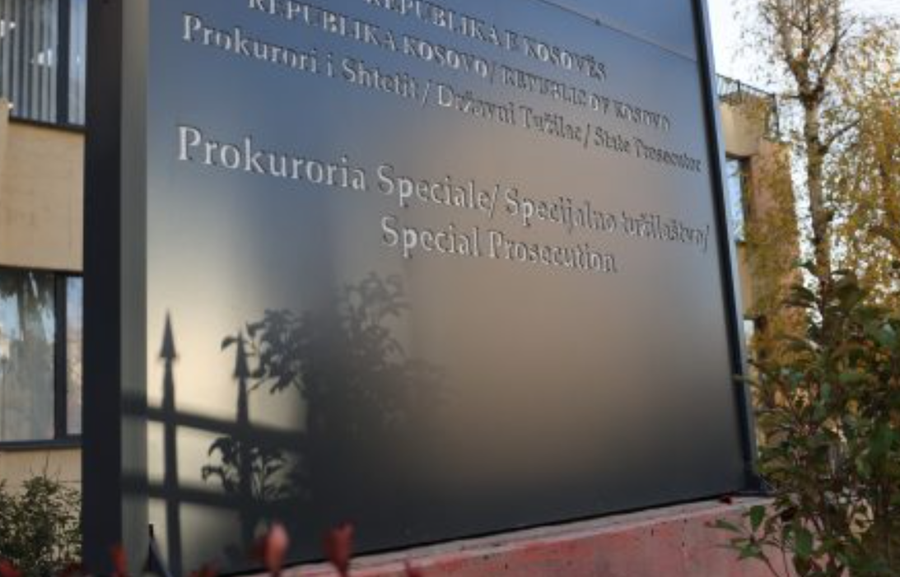 Aktakuz&euml; ndaj 21 personave p&euml;r krime lufte n&euml; fshatin