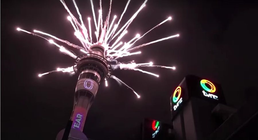 Troket 2026! Spektak&euml;l fishekzjarr&euml;sh n&euml; Zeland&euml;n e Re