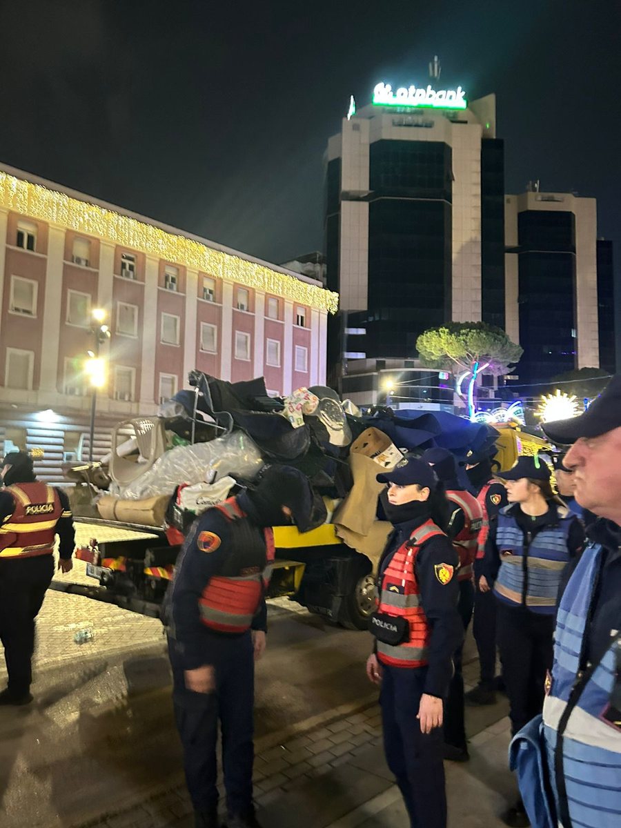 VIDEO/ Policia nd&euml;rhyn n&euml; mesnat&euml; p&euml;r t'i hequr