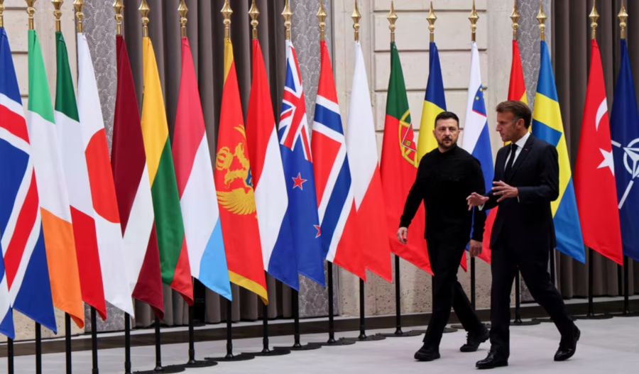 Parisi mbledh udhëheqësit perëndimorë për të