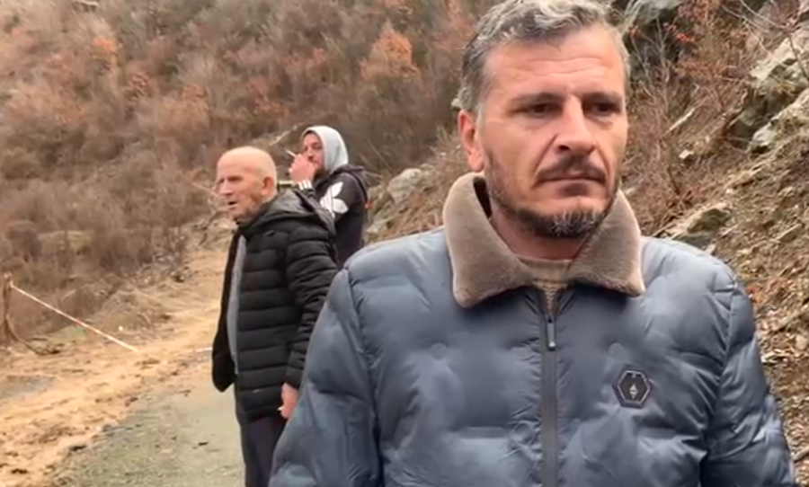 Bllokimi i rrug&euml;s Kuk&euml;s-Zapod, nis puna p&euml;r hapjen e aksit nga