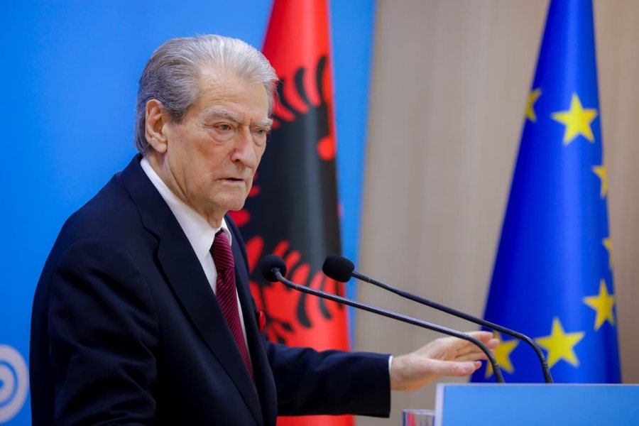 Berisha: T&euml; premten do mblidhet nj&euml; tryez&euml; e gjer&euml; ku do