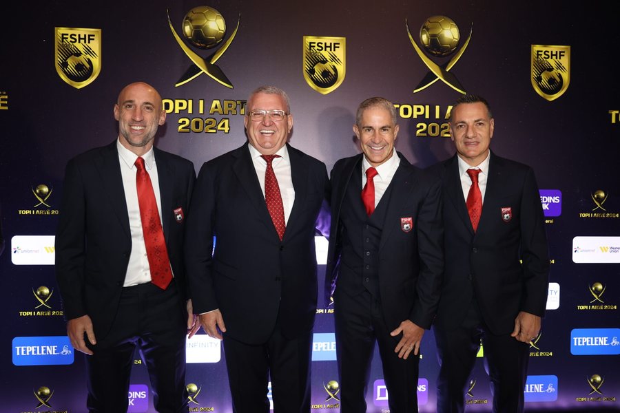 Silvinjo dhe z&euml;vend&euml;strajner&euml;t Zabaleta & Dorival