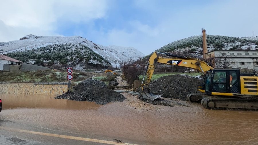 P&euml;rmbytet rruga n&euml; aksin Pogradec-Qaf&euml; Than&euml;