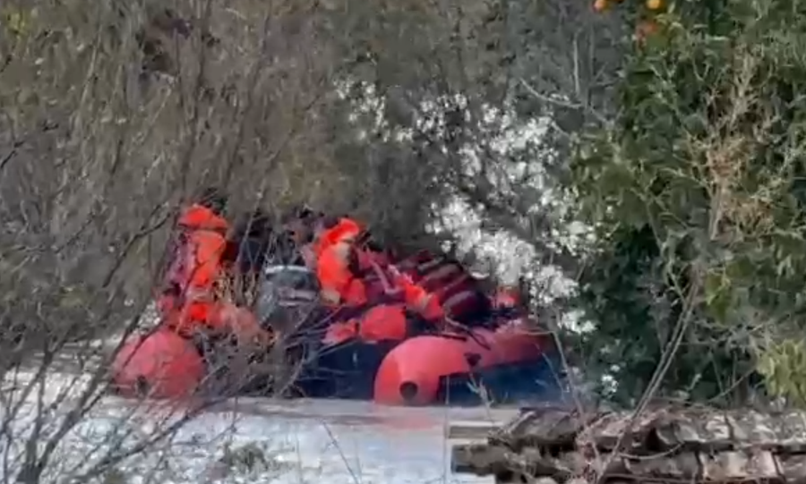 Evakuim i menj&euml;hersh&euml;m p&euml;r banor&euml;t e Sukthit dhe Katundit