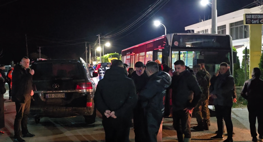 Evakuohen familjet e rrezikuara nga p&euml;rmbytjet n&euml; Ferras