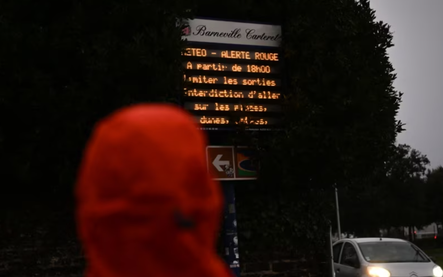 Qindra mij&euml;ra banor&euml; mbesin pa energji, teksa stuhia Goretti godet