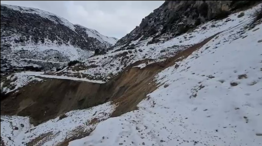 Rrëshqitje masive dheu në fshatin Bashaj, mbi 100 banorë të