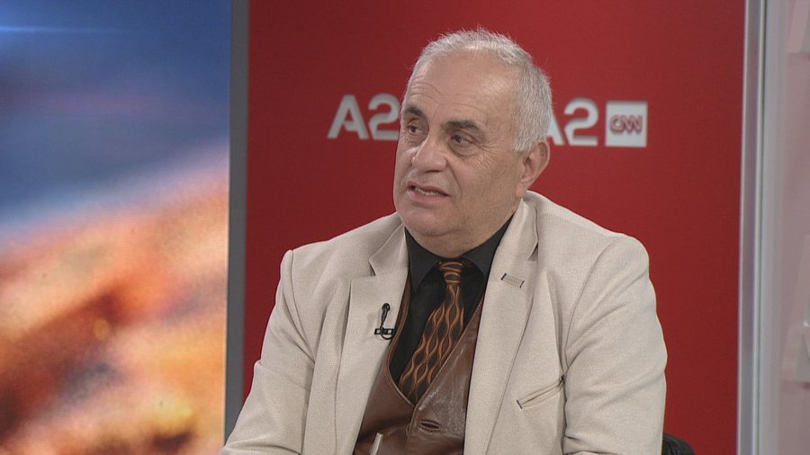 Artan Fuga: Pse politika shqiptare nuk e kontrollon dot fatin e saj