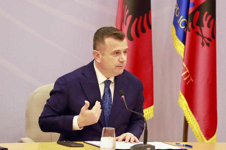 &ldquo;M&euml; ndihmo me disa mij&euml;ra euro&rdquo;, biznesi n&euml; kurth