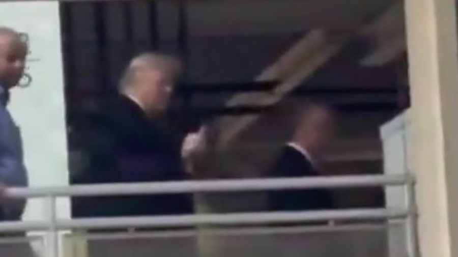 E quajn&euml; &ldquo;mbrojt&euml;s t&euml; pedofil&euml;ve&rdquo;, Trump