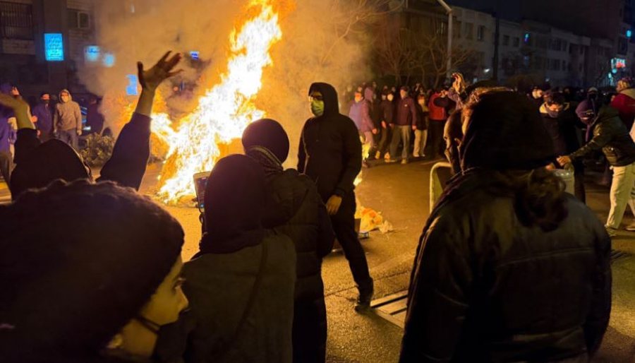 Raporti: Hezbollahu nuk planifikon t&euml; nd&euml;rhyj&euml; n&euml;se Irani