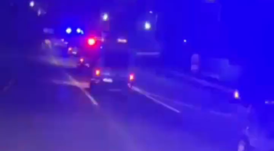 Publikohen pamjet nga transferimi i t&euml; burgosurve t&euml; rreziksh&euml;m