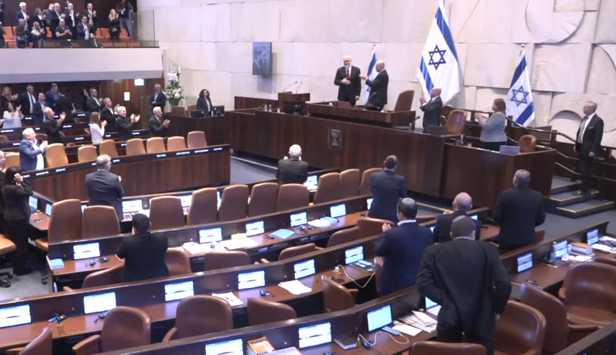 &ldquo;Strehuam edhe iranian&euml;t nj&euml;soj si hebrenjt&euml;&rdquo;- Rama