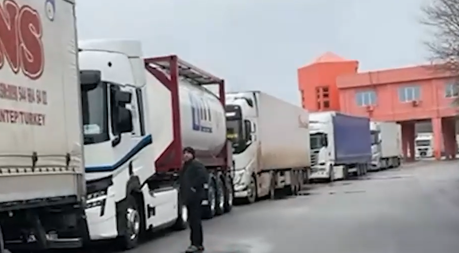 Drejt zgjidhjes problemi me shofer&euml;t e kamion&euml;ve, ministri: Viza