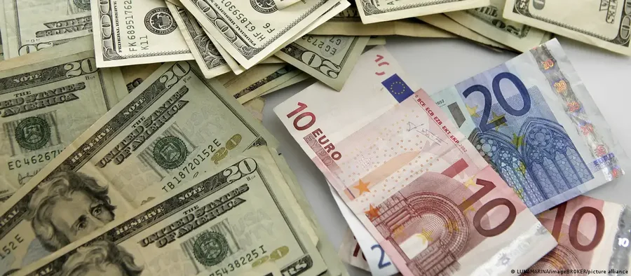 A &euml;sht&euml; dollari i dob&euml;t rrezik p&euml;r Europ&euml;n?