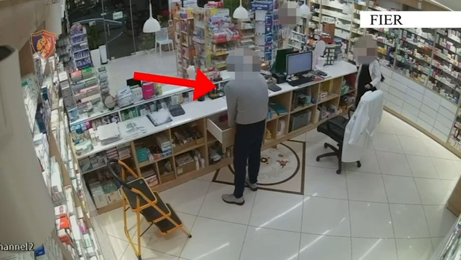 Vodhi 126 mij&euml; lek&euml; n&euml; nj&euml; farmaci, arrestohet