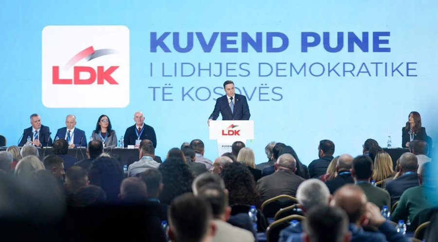 Kuvendi i LDK del me konkuzione: Riorganizim total i partisë, kush nuk