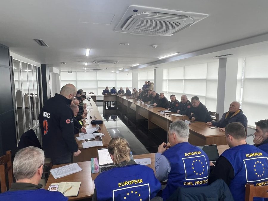 Zjarret n&euml; pyje, misioni i BE-s&euml; p&euml;r mbrojtjen civile viziton