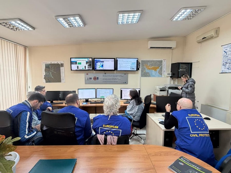 Zjarret n&euml; pyje, misioni i BE-s&euml; p&euml;r mbrojtjen civile viziton