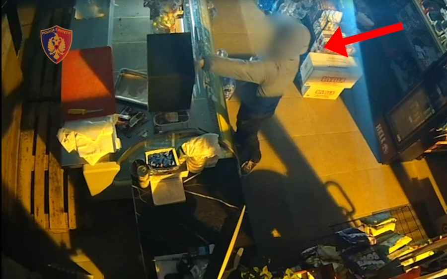 33-vje&ccedil;ari me precedent&euml; kapet pas dy vjedhjeve n&euml; minimarkete