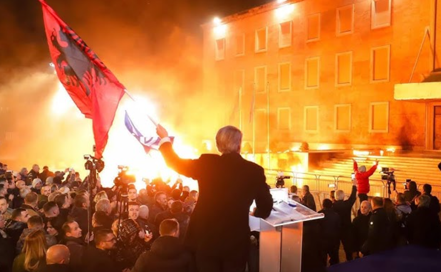 Ylli Manjani: &Ccedil;far&euml; ndodh n&euml;se PD ngujohet n&euml; shesh