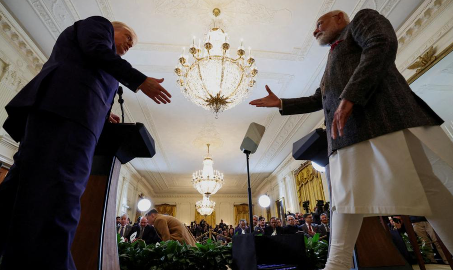 Uashingtoni dhe Nju Delhi shtr&euml;ngojn&euml; duart, merr fund koha e