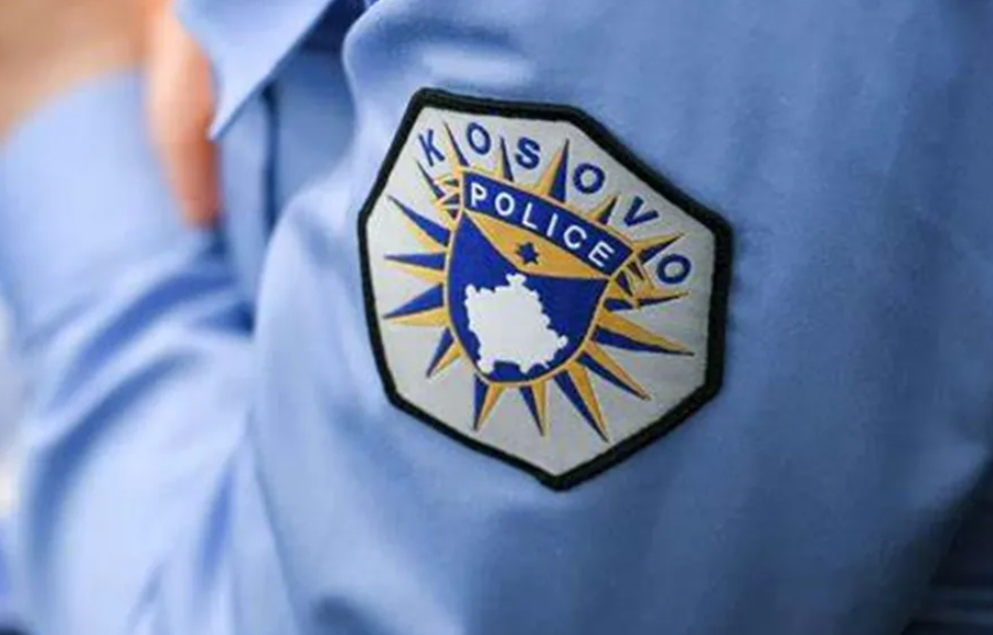 Grabitje me arm&euml; n&euml; Prizren