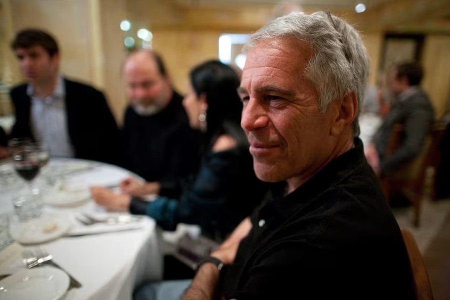 Zbulohen projektet e Jeffrey Epstein p&euml;r studime gjenetike dhe rritjen e