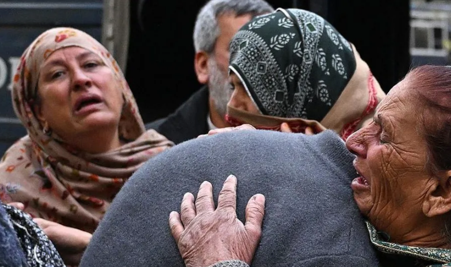 Shp&euml;rthimi n&euml; xhami, Pakistani akuzon Afganistanin dhe Indin&euml;