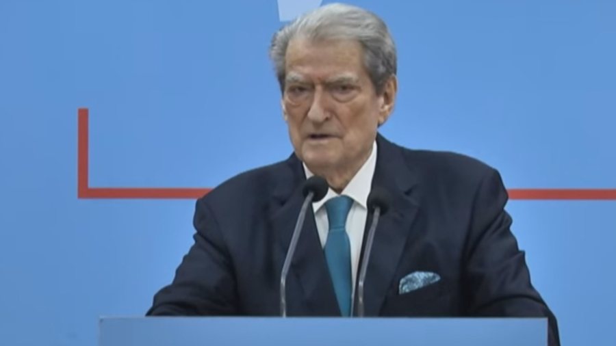 Pretenca p&euml;r ish-krer&euml;t e U&Ccedil;K, Berisha: Aktakuza