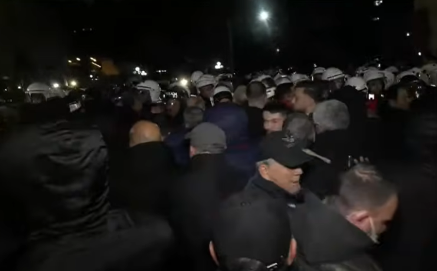 Ministria e Sh&euml;ndet&euml;sis&euml;: 21 persona u paraqiten n&euml; spital