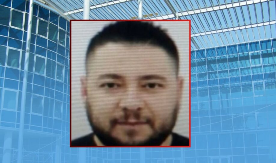 "Plumbi i art&euml;", i pandehuri Henrik Hoxha i p&euml;rgjigjet