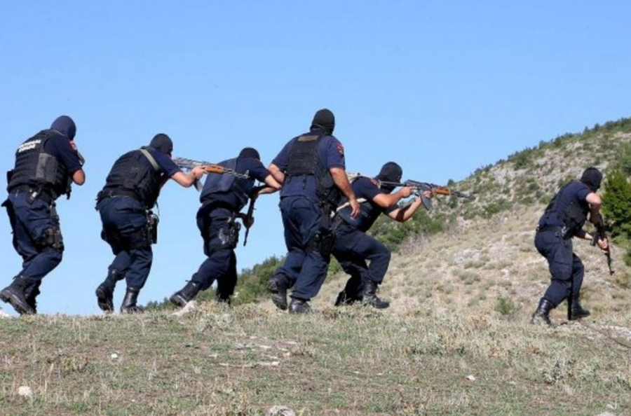 Hap&euml;n zjarr ndaj policis&euml; n&euml; Morin&euml;, d&euml;nohen me 168