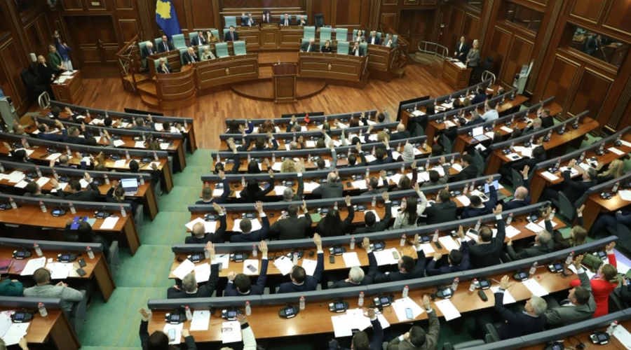 Kuvendi i Kosov&euml;s miraton 5 marr&euml;veshje nd&euml;rkomb&euml;tare