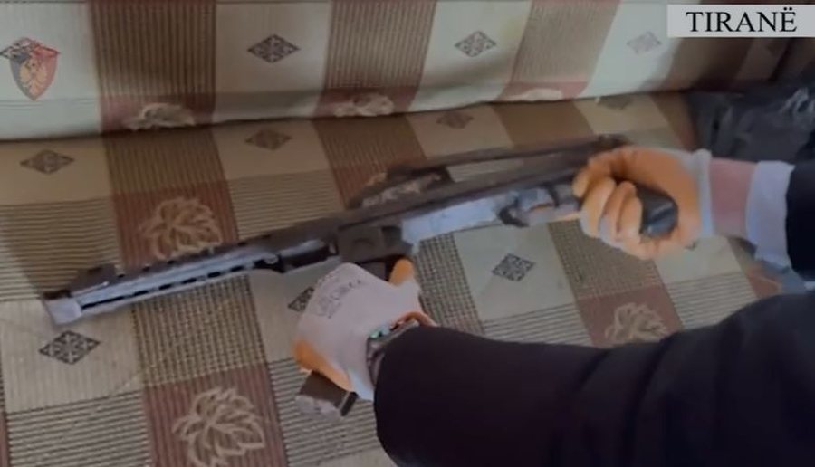 I gjenden arsenal arm&euml;sh dhe municion luftarak, arrestohet