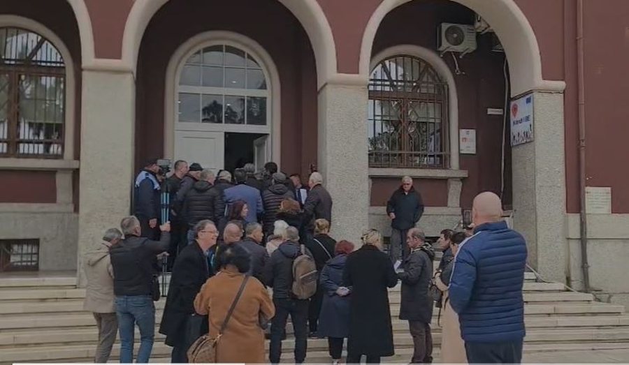 Pas protest&euml;s p&euml;r TID, Rama shkon n&euml; Durr&euml;s p&euml;r t&euml;