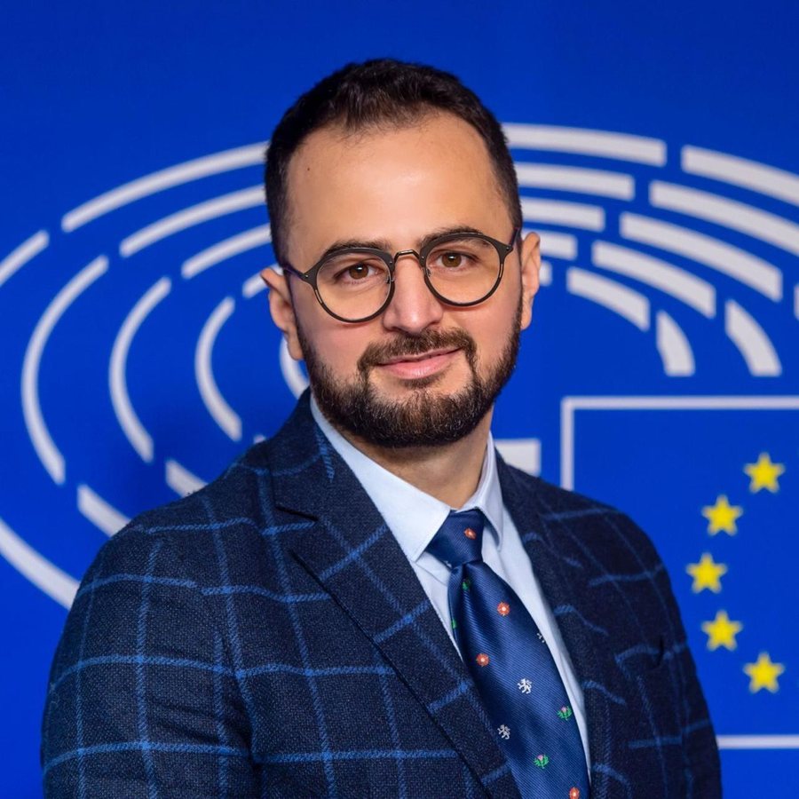 Endrit Shabani zgjidhet President i Organizat&euml;s s&euml; Avokat&euml;ve