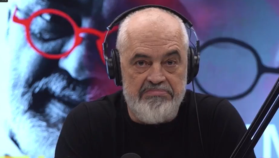 Ndryshimet ligjore, Rama njofton prezantimin n&euml; mbledhjen e grupit t&euml;