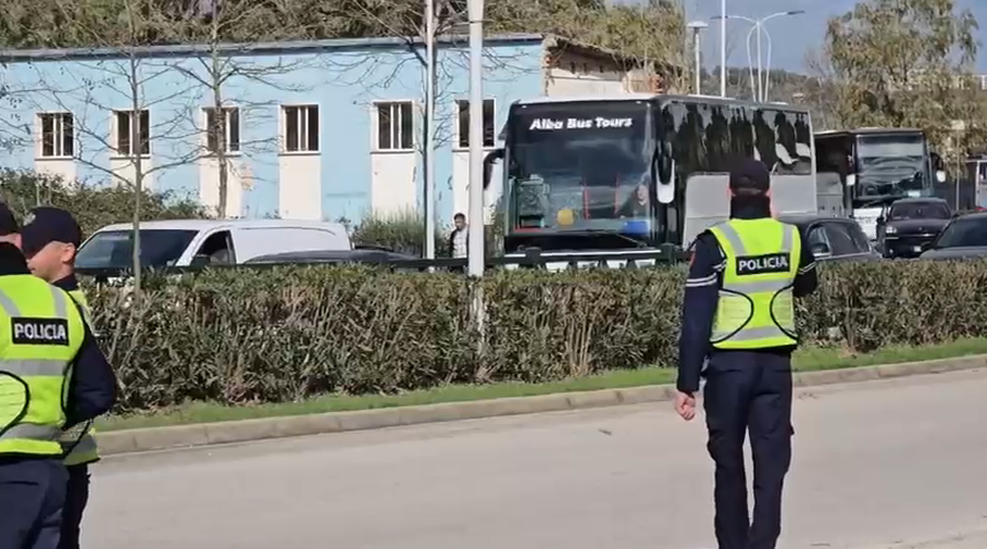 Vlor&euml;, protest&euml; p&euml;r vendq&euml;ndrimin e ri t&euml;