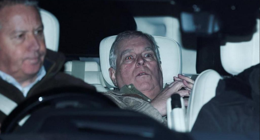 Lirohet pas disa or&euml;sh n&euml; paraburgim v&euml;llai i mbretit Charles,