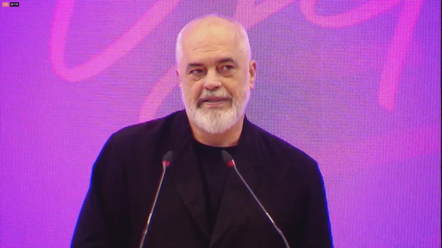 Rama n&euml; Dib&euml;r kujton luft&euml;n e Kosov&euml;s: Dit&euml;n akuzonin