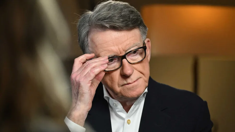 Publikohen dosjet sekrete p&euml;r Mandelson: &Ccedil;far&euml; dinte qeveria